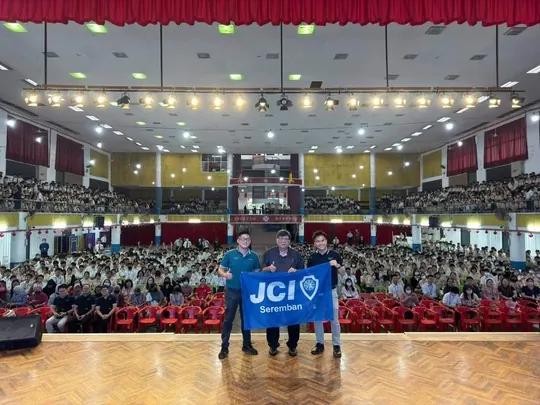 A full auditorium at an event